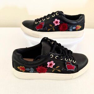 Nanette Lepore Wildflower Black Sneakers Size 6M Embroidered Floral Butterfly
